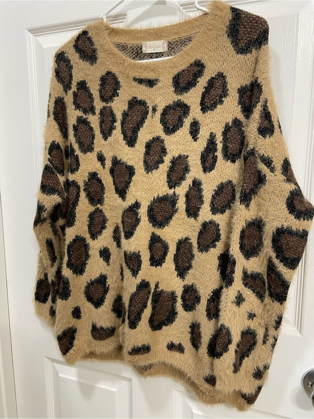 Altar’d State Oversized Leopard Print Fuzzy Knit Sweater - Tan/Brown Size XS/S